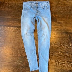 American eagle light denim jegging in 6 Long